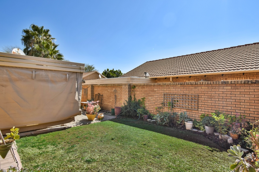 2 Bedroom Property for Sale in Sinoville Gauteng