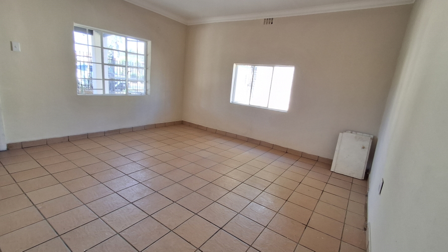 4 Bedroom Property for Sale in Booysens Gauteng