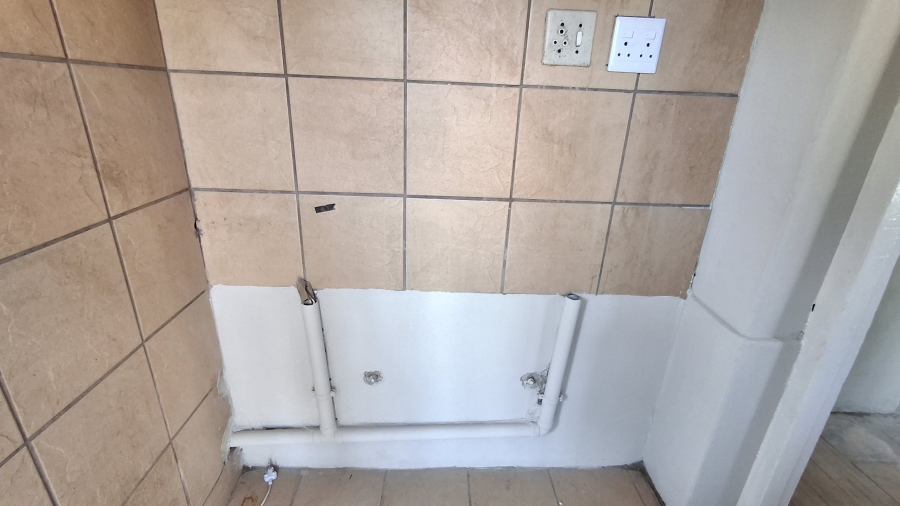 4 Bedroom Property for Sale in Booysens Gauteng