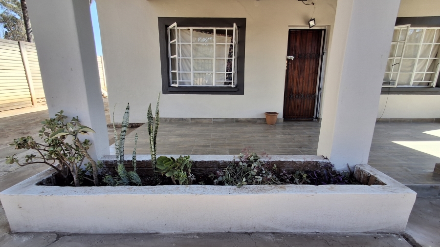 4 Bedroom Property for Sale in Booysens Gauteng
