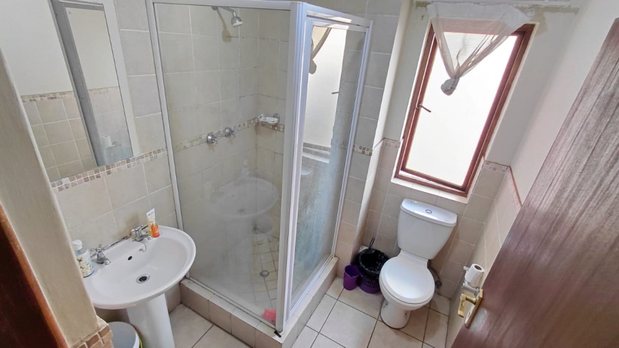 2 Bedroom Property for Sale in Montana Tuine Gauteng