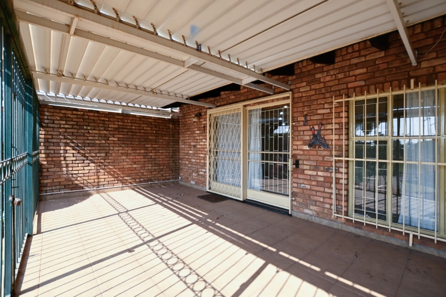 3 Bedroom Property for Sale in Wonderboom Gauteng