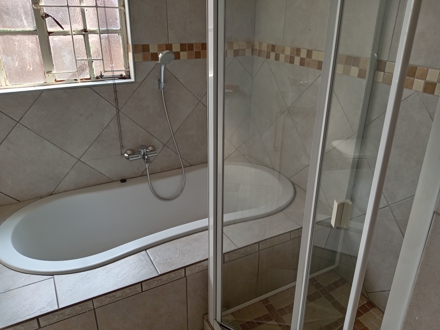 To Let 2 Bedroom Property for Rent in Elandspark Gauteng