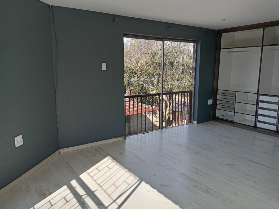 To Let 2 Bedroom Property for Rent in Elandspark Gauteng