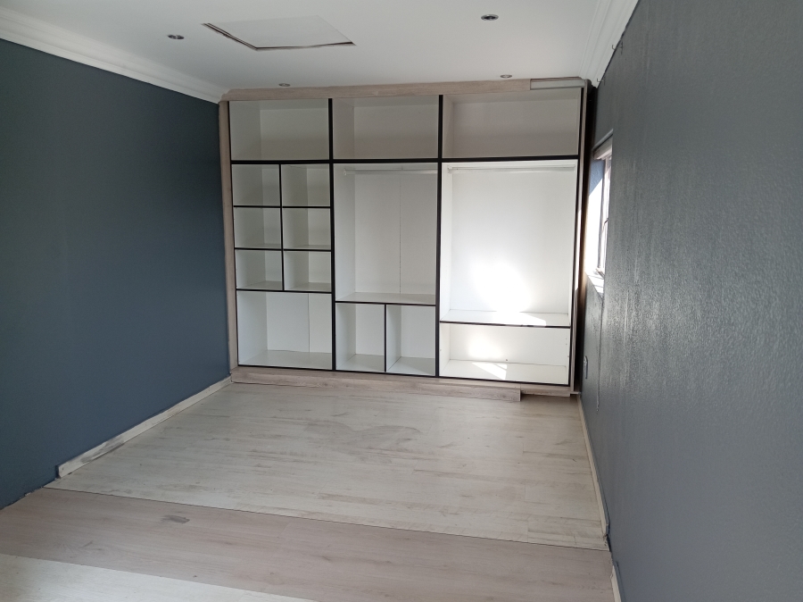 To Let 2 Bedroom Property for Rent in Elandspark Gauteng