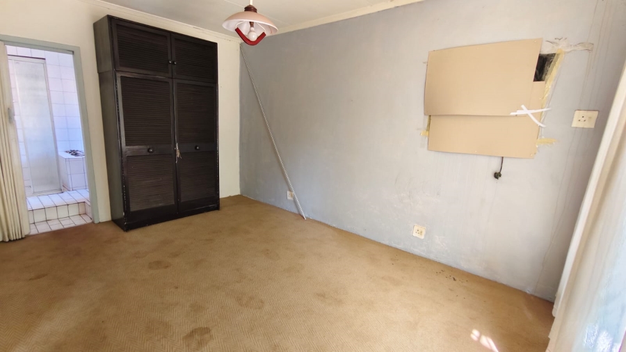 4 Bedroom Property for Sale in Dersley Gauteng