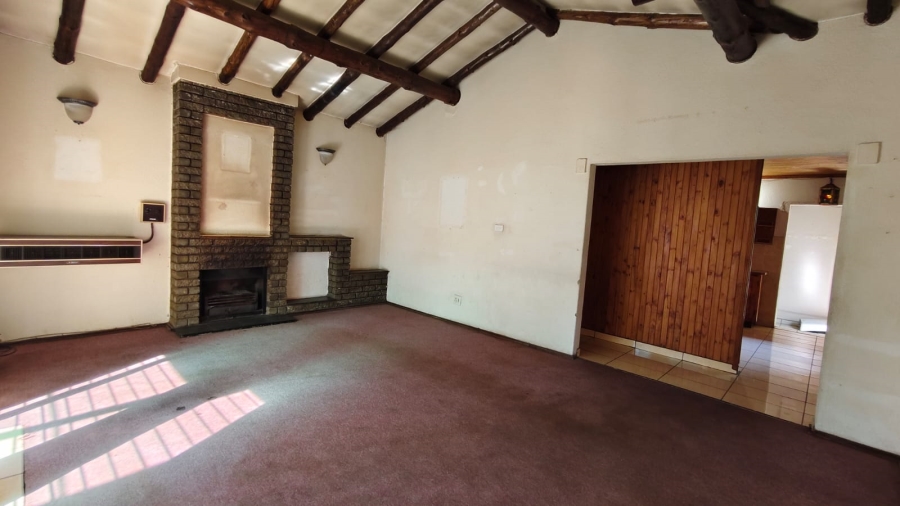 4 Bedroom Property for Sale in Dersley Gauteng