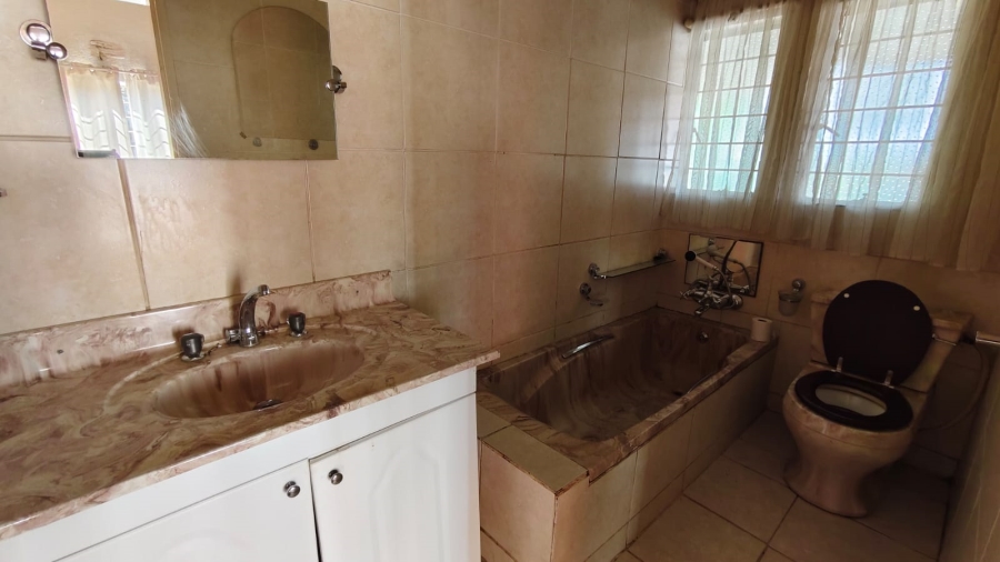 4 Bedroom Property for Sale in Dersley Gauteng