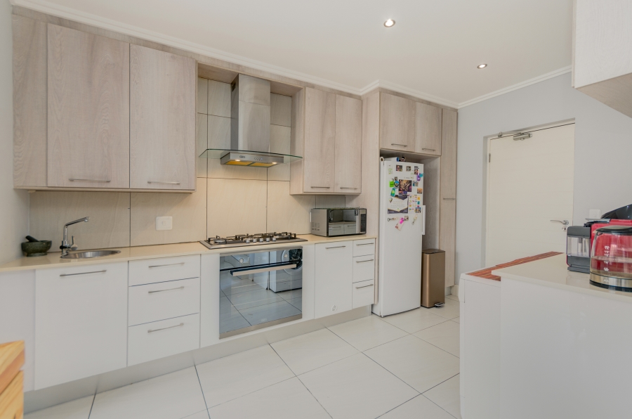 3 Bedroom Property for Sale in Bryanston Gauteng