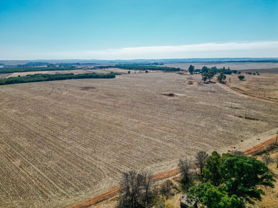 4 Bedroom Property for Sale in Elandsfontein AH Gauteng