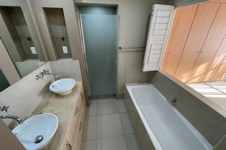 To Let 2 Bedroom Property for Rent in Sandton Central Gauteng