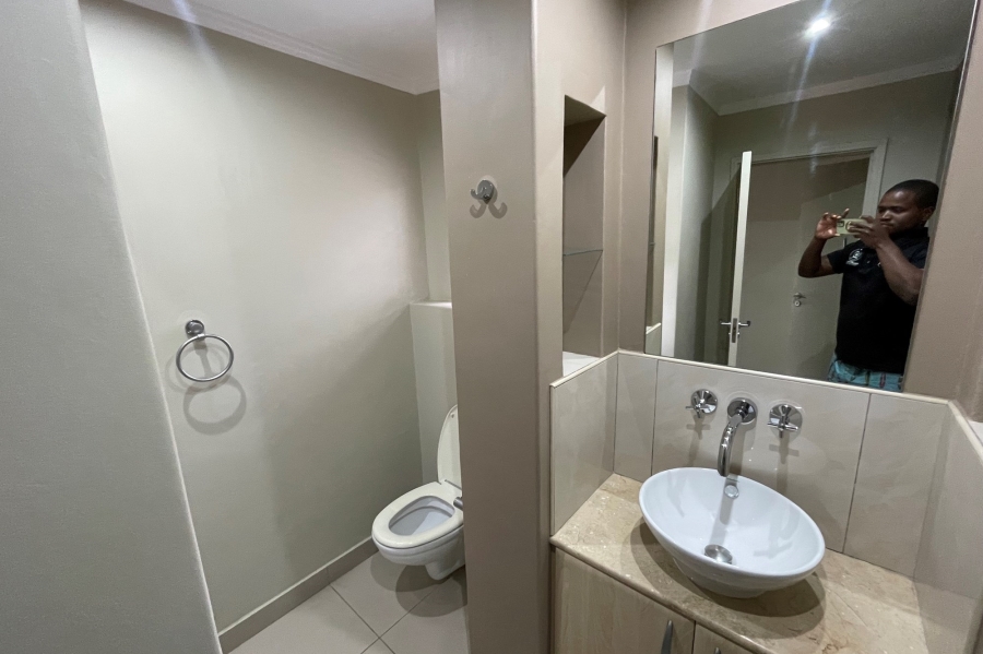 To Let 2 Bedroom Property for Rent in Sandton Central Gauteng