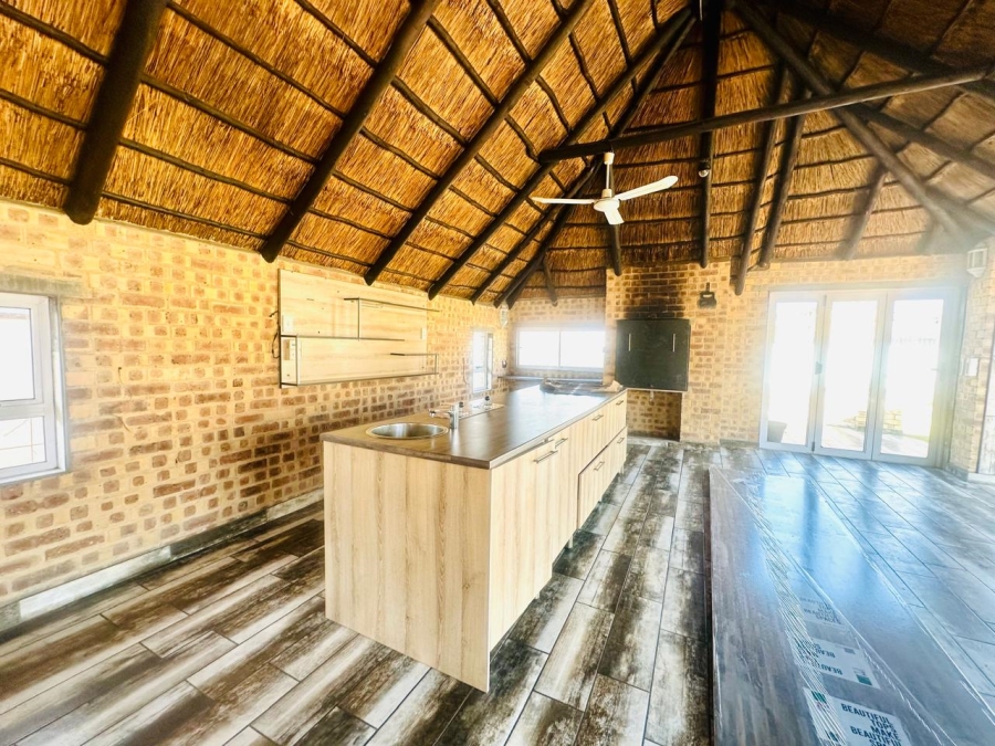 5 Bedroom Property for Sale in Albertsdal Gauteng