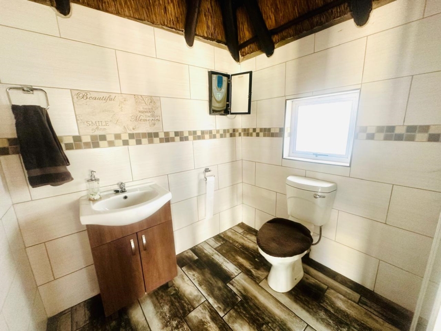 5 Bedroom Property for Sale in Albertsdal Gauteng