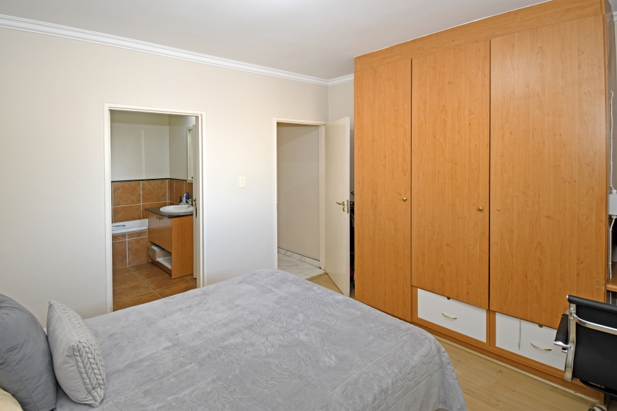 2 Bedroom Property for Sale in Morningside Gauteng