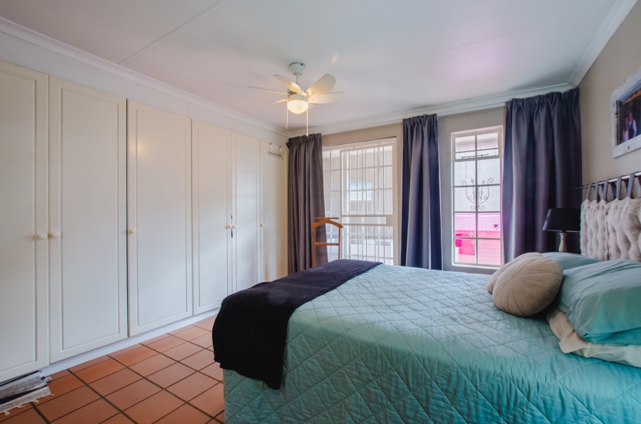 To Let 3 Bedroom Property for Rent in Faerie Glen Gauteng