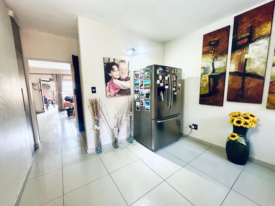 3 Bedroom Property for Sale in Brackenhurst Gauteng