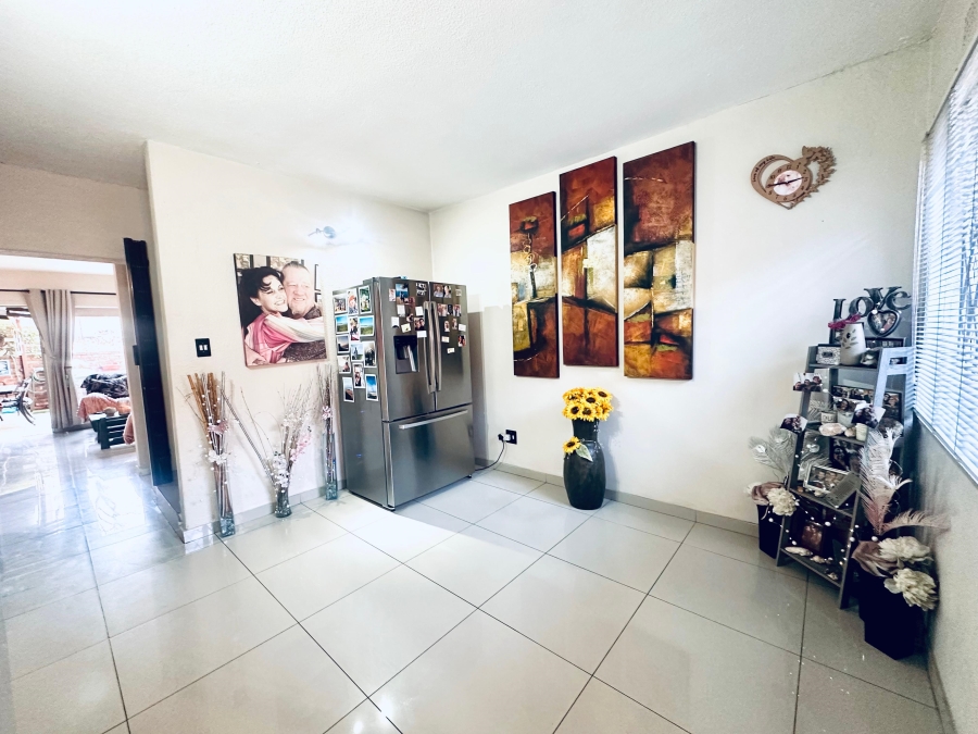 3 Bedroom Property for Sale in Brackenhurst Gauteng