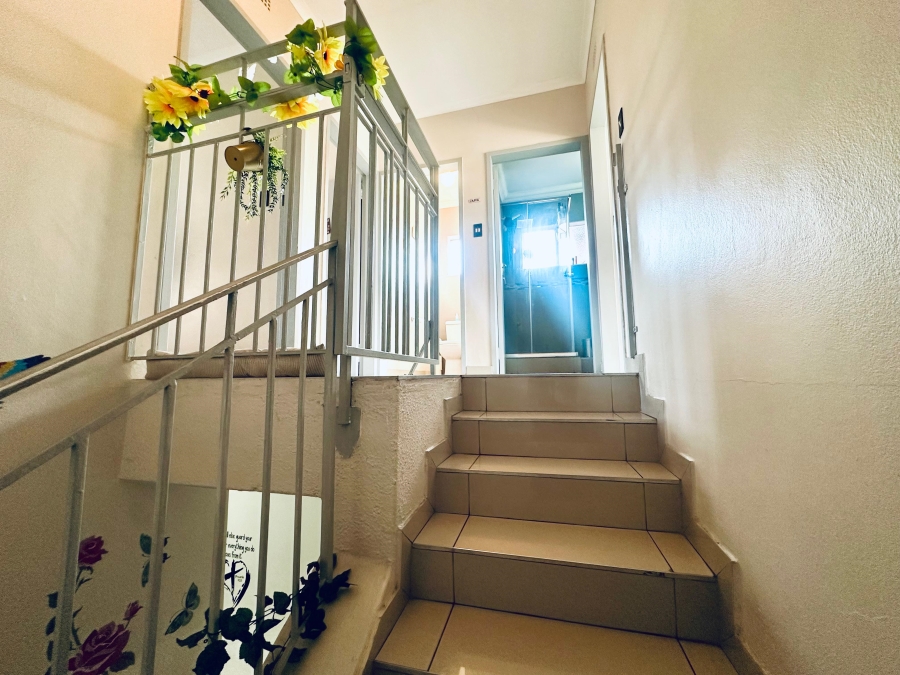 3 Bedroom Property for Sale in Brackenhurst Gauteng