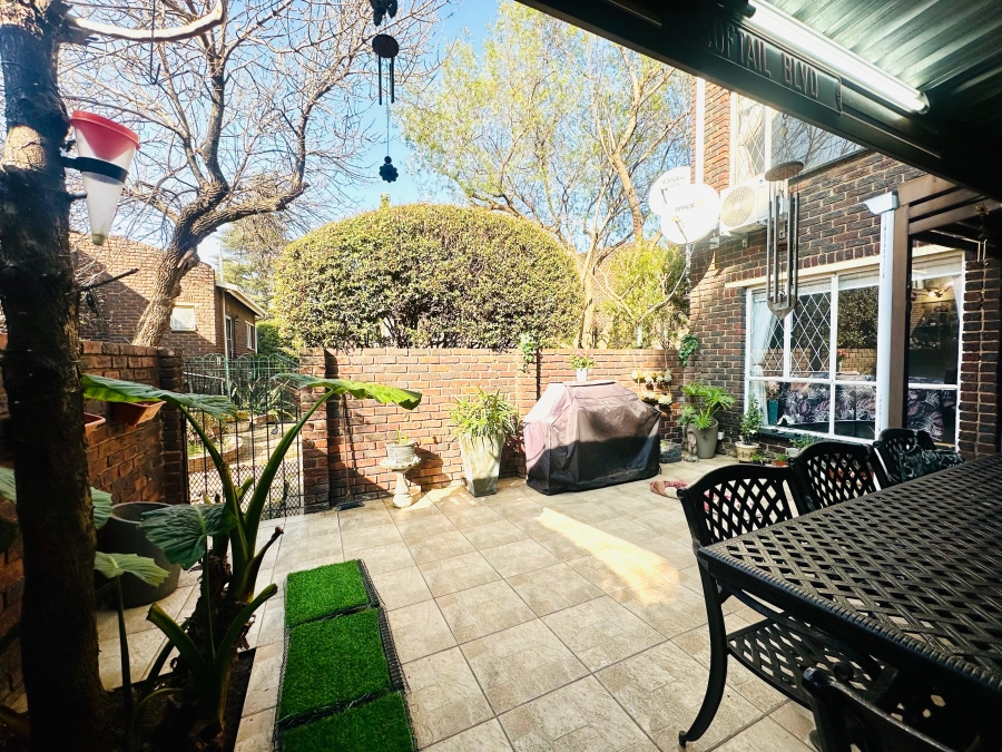 3 Bedroom Property for Sale in Brackenhurst Gauteng