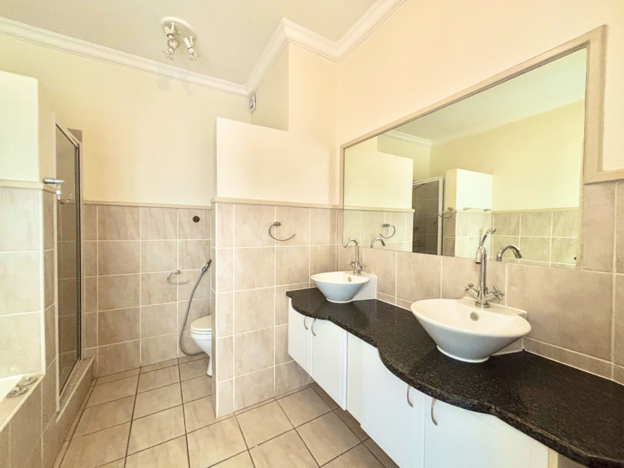 To Let 2 Bedroom Property for Rent in Morningside Gauteng