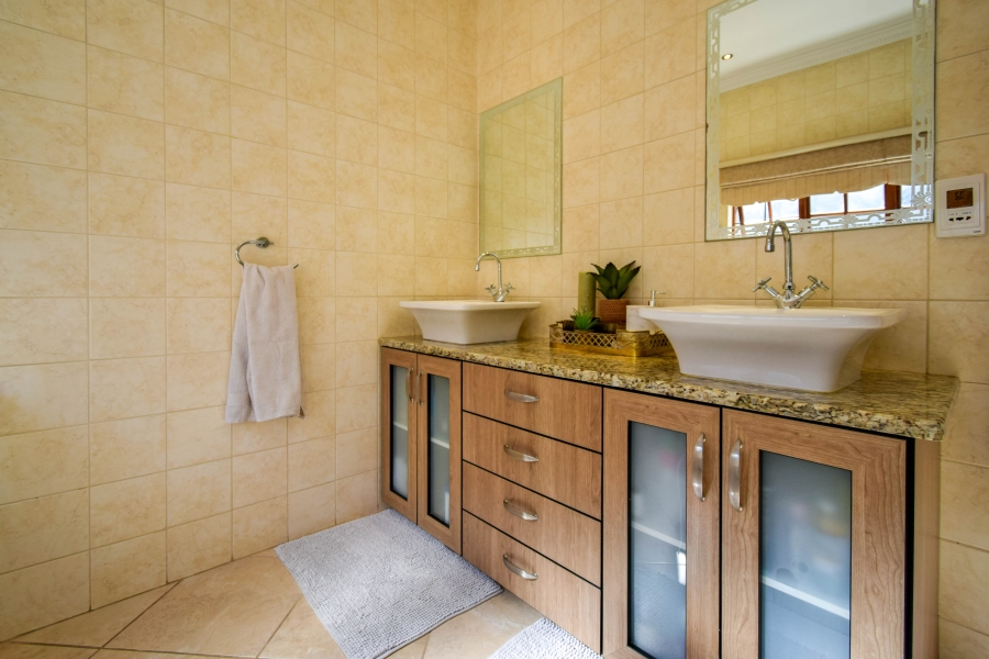 3 Bedroom Property for Sale in Pebble Rock Golf Village Gauteng