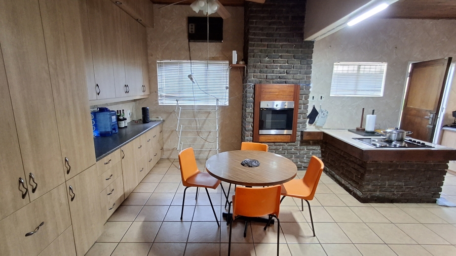 4 Bedroom Property for Sale in Sinoville Gauteng