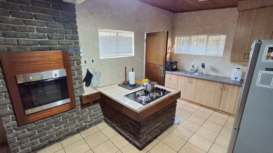 4 Bedroom Property for Sale in Sinoville Gauteng