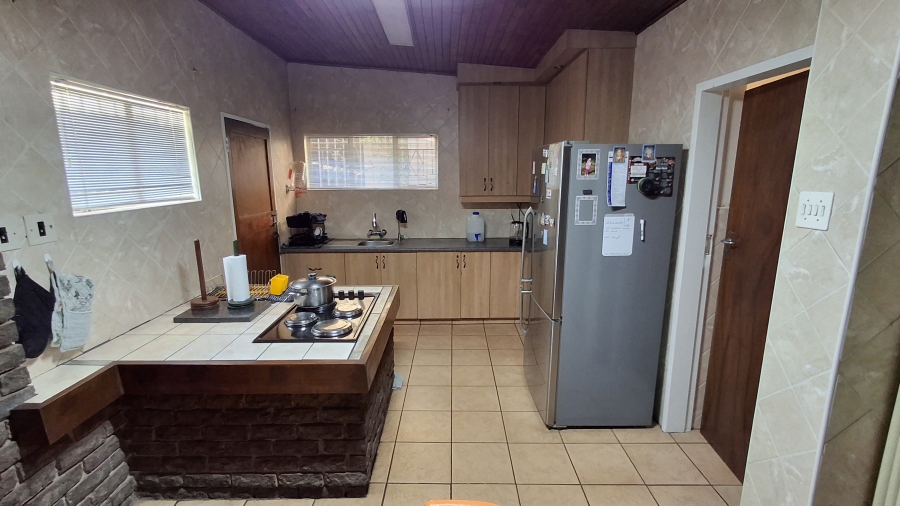 4 Bedroom Property for Sale in Sinoville Gauteng