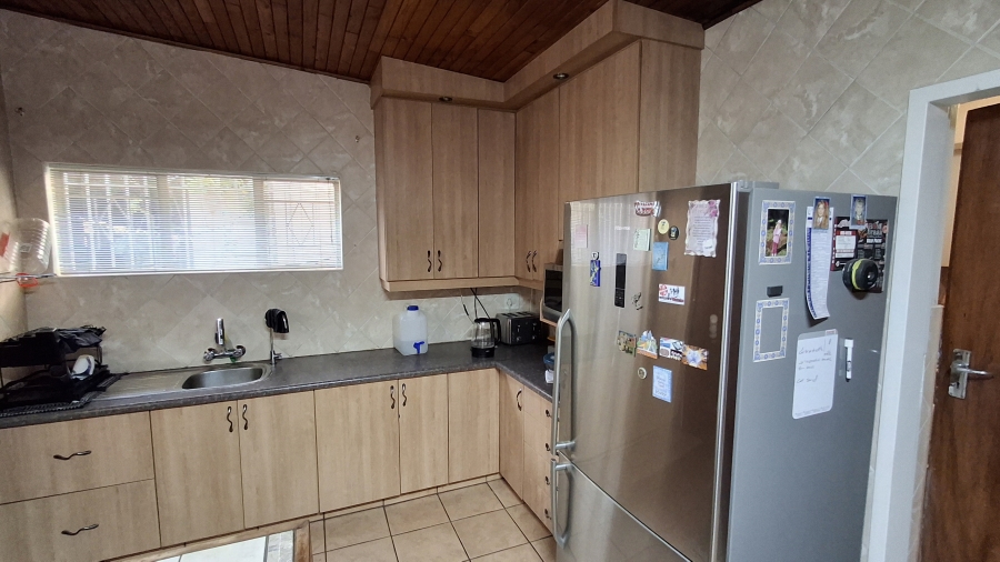 4 Bedroom Property for Sale in Sinoville Gauteng