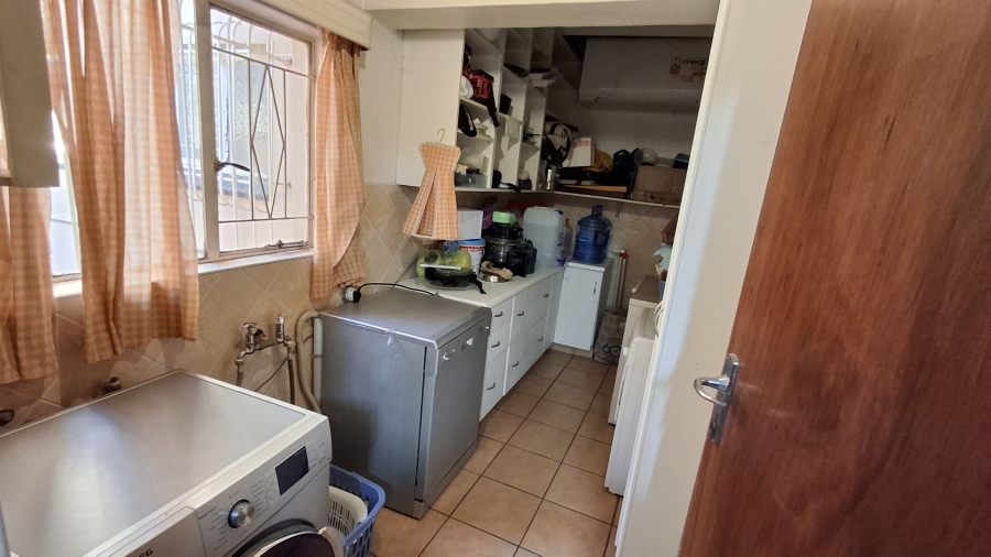 4 Bedroom Property for Sale in Sinoville Gauteng