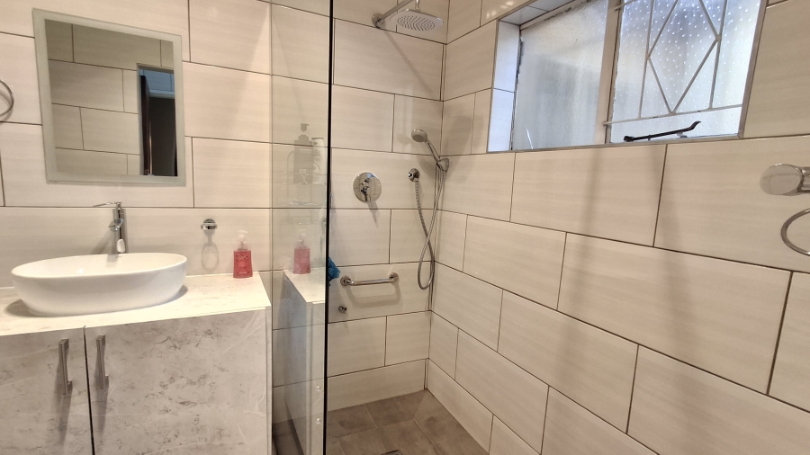 4 Bedroom Property for Sale in Sinoville Gauteng