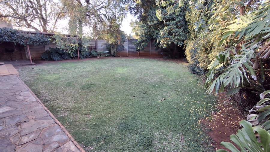4 Bedroom Property for Sale in Sinoville Gauteng