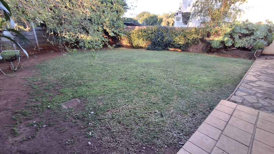 4 Bedroom Property for Sale in Sinoville Gauteng