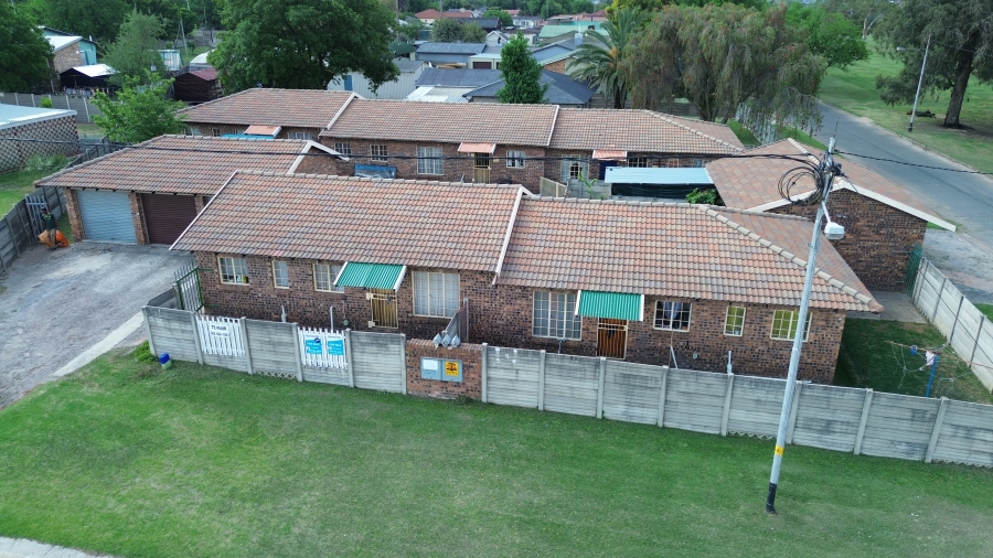 3 Bedroom Property for Sale in Noycedale Gauteng