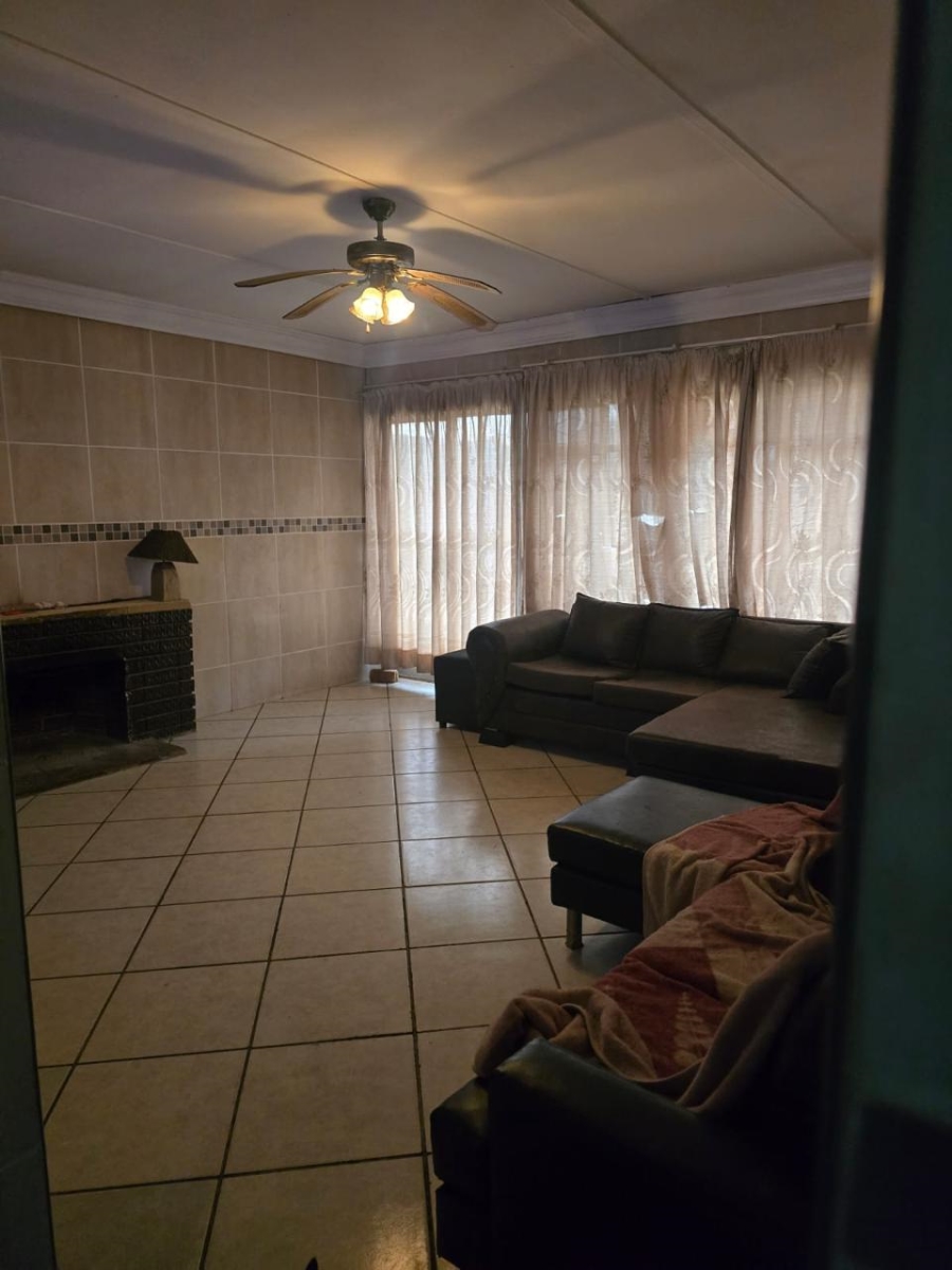 3 Bedroom Property for Sale in Three Rivers Gauteng