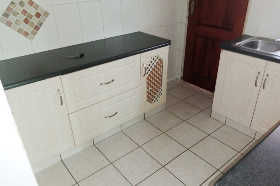 To Let 2 Bedroom Property for Rent in Soshanguve DD Gauteng