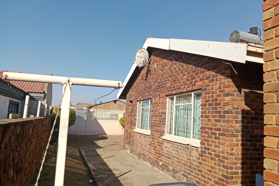 To Let 2 Bedroom Property for Rent in Soshanguve DD Gauteng