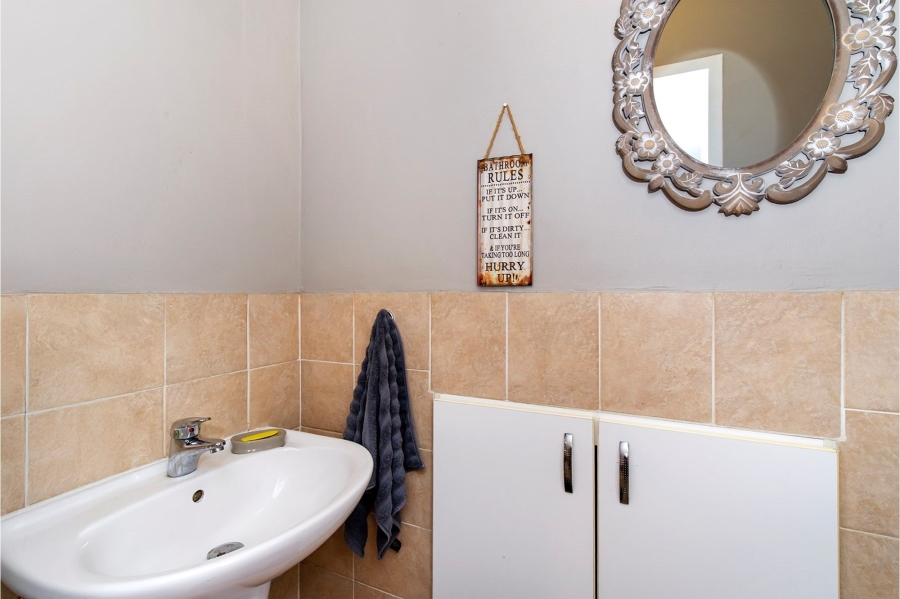 3 Bedroom Property for Sale in Eastleigh Gauteng