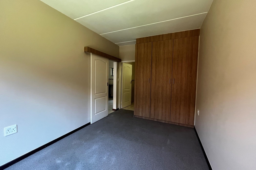 1 Bedroom Property for Sale in Olivedale Gauteng