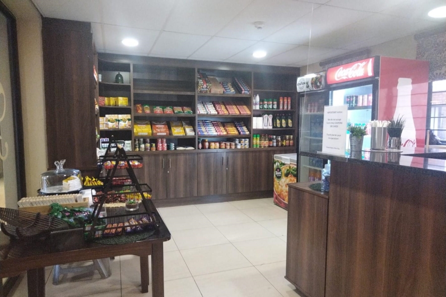 1 Bedroom Property for Sale in Olivedale Gauteng