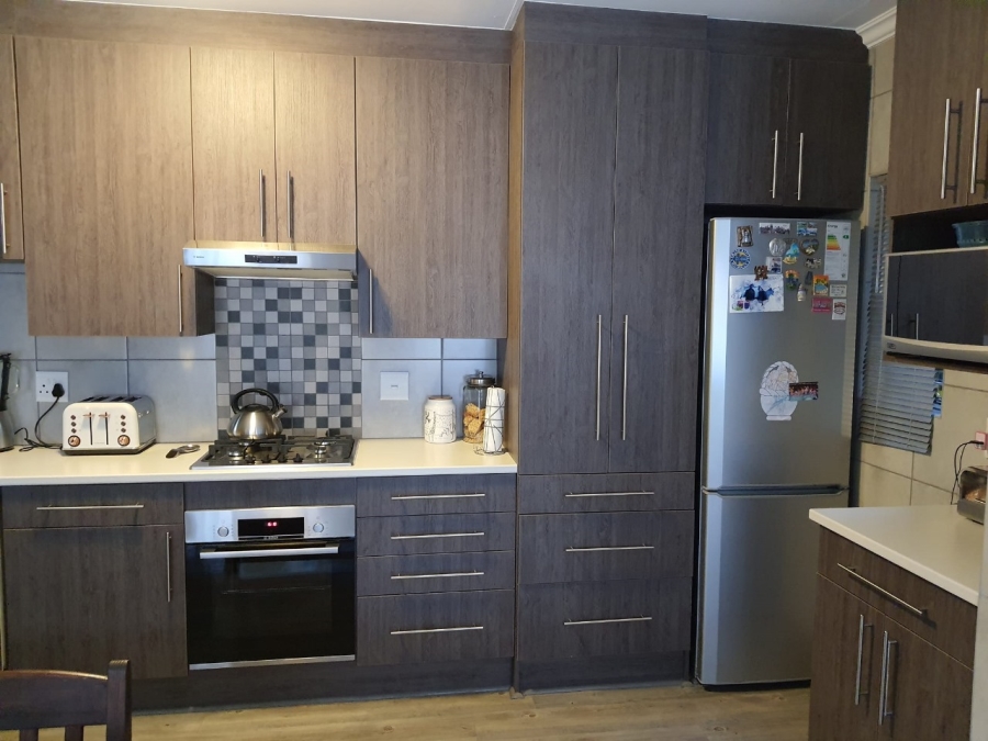 3 Bedroom Property for Sale in Vanderbijlpark SW 5 Gauteng