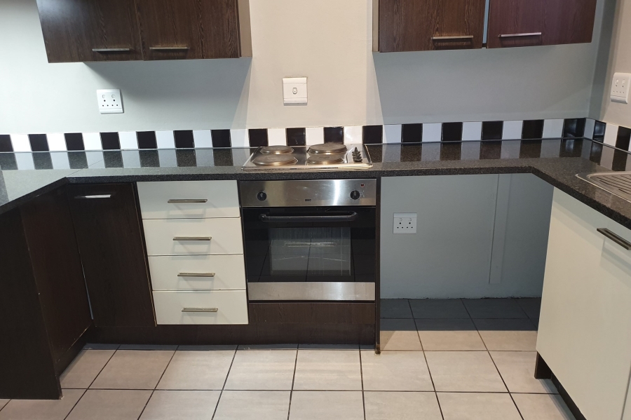 To Let 2 Bedroom Property for Rent in Dainfern Gauteng
