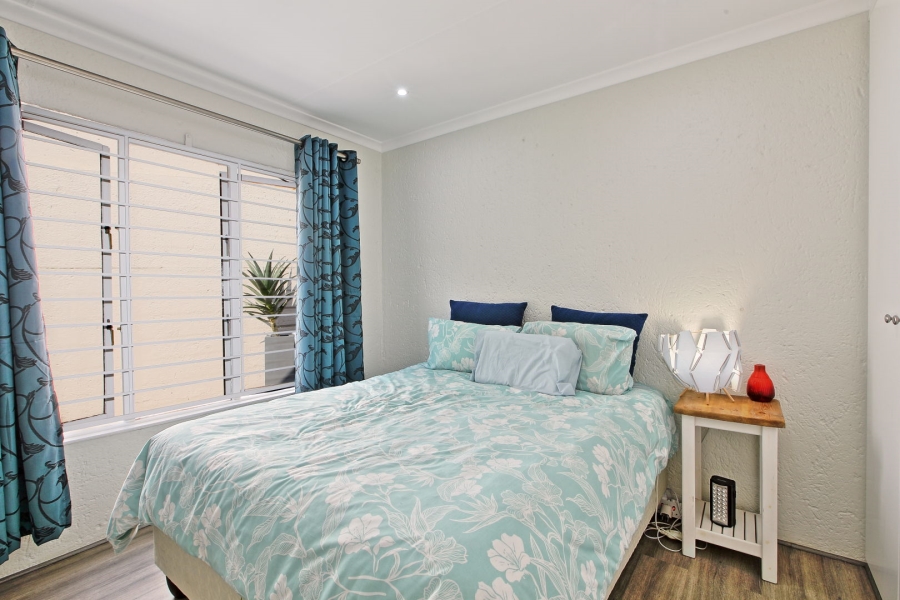 2 Bedroom Property for Sale in Morningside Manor Gauteng