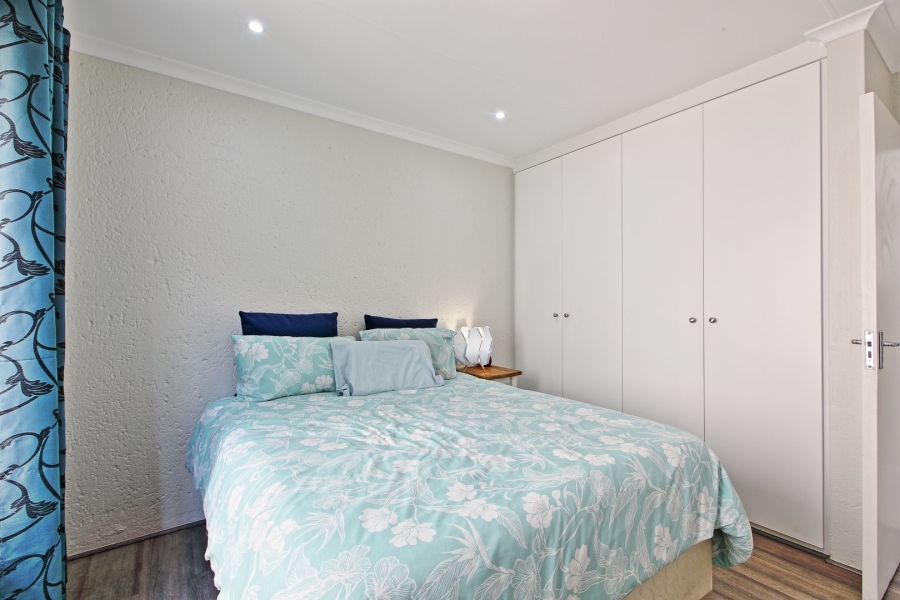 2 Bedroom Property for Sale in Morningside Manor Gauteng