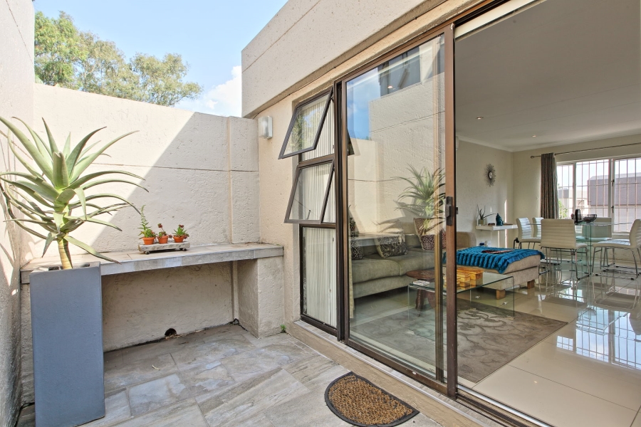 2 Bedroom Property for Sale in Morningside Manor Gauteng