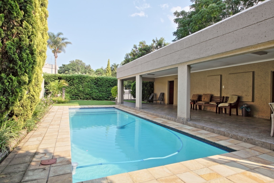 2 Bedroom Property for Sale in Morningside Manor Gauteng