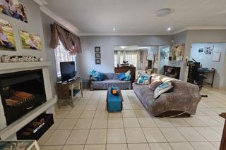 4 Bedroom Property for Sale in Annlin Gauteng