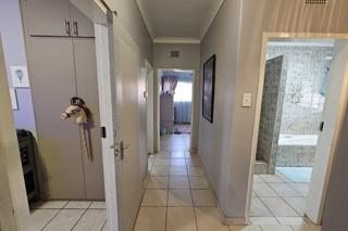 4 Bedroom Property for Sale in Annlin Gauteng