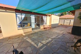 4 Bedroom Property for Sale in Annlin Gauteng